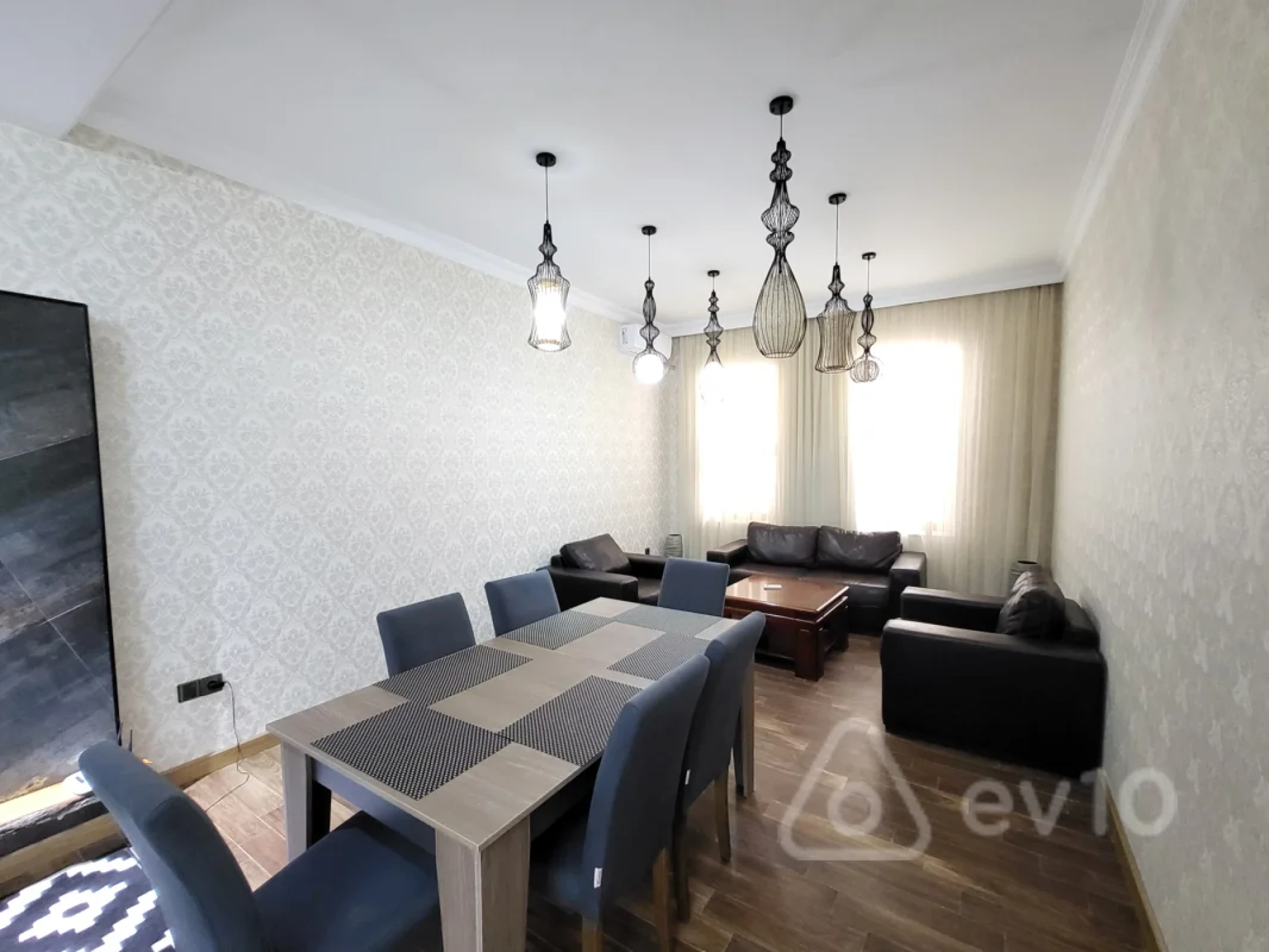 Satılır 4 otaqlı həyət evi 220 m²