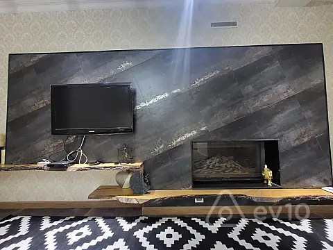 Satılır 4 otaqlı həyət evi 220 m²