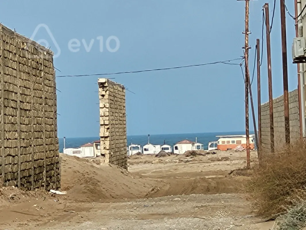 Satılır 4 otaqlı həyət evi 220 m²