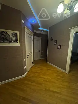 Satılır 3 otaqlı yeni tikili 127 m²