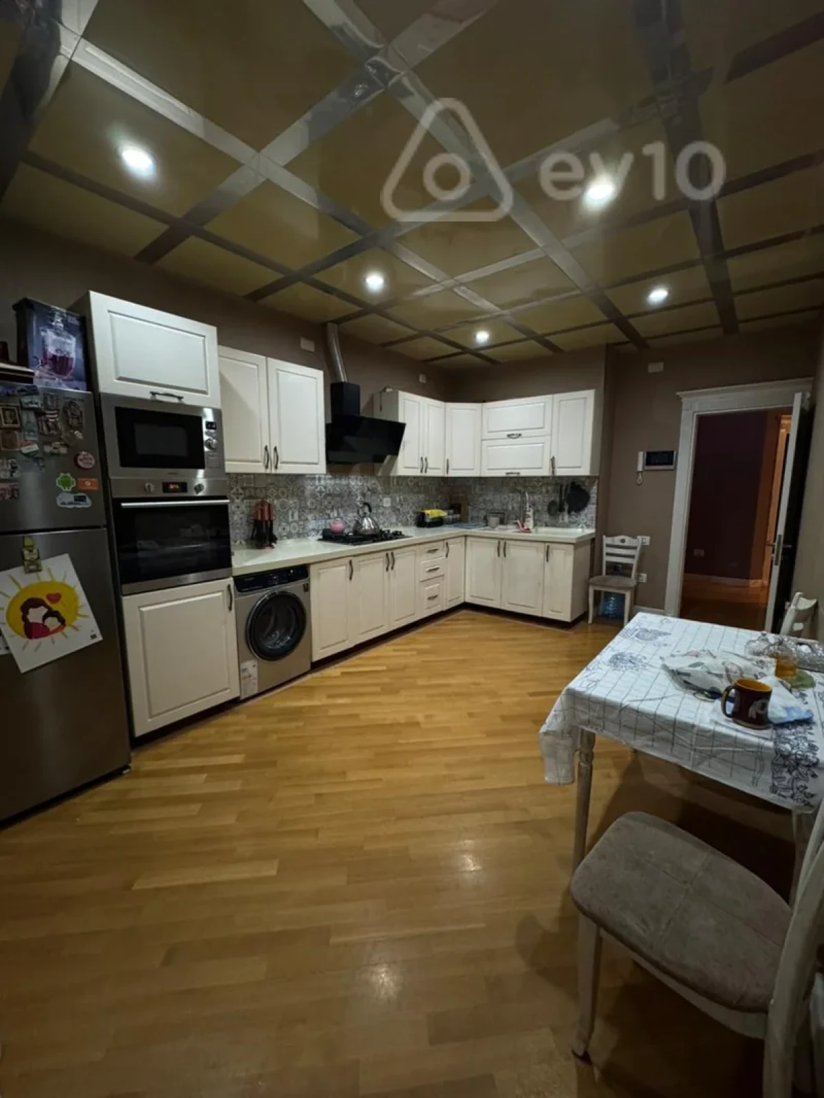 Satılır 3 otaqlı yeni tikili 127 m²