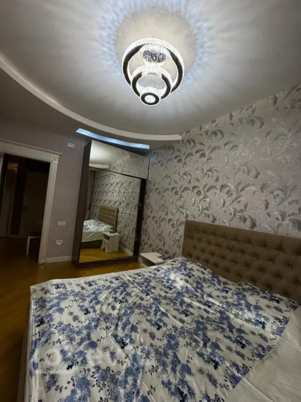 Satılır 3 otaqlı yeni tikili 127 m²