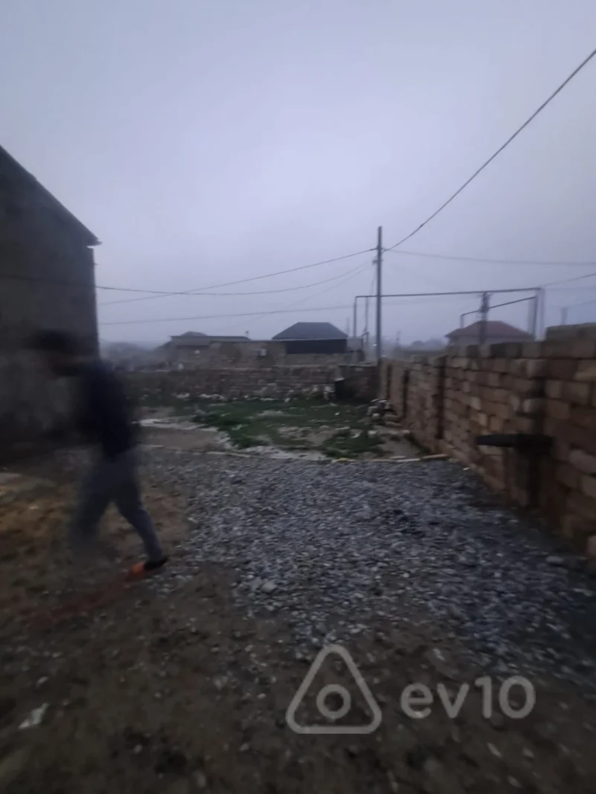 Satılır 3 otaqlı həyət evi 100 m²