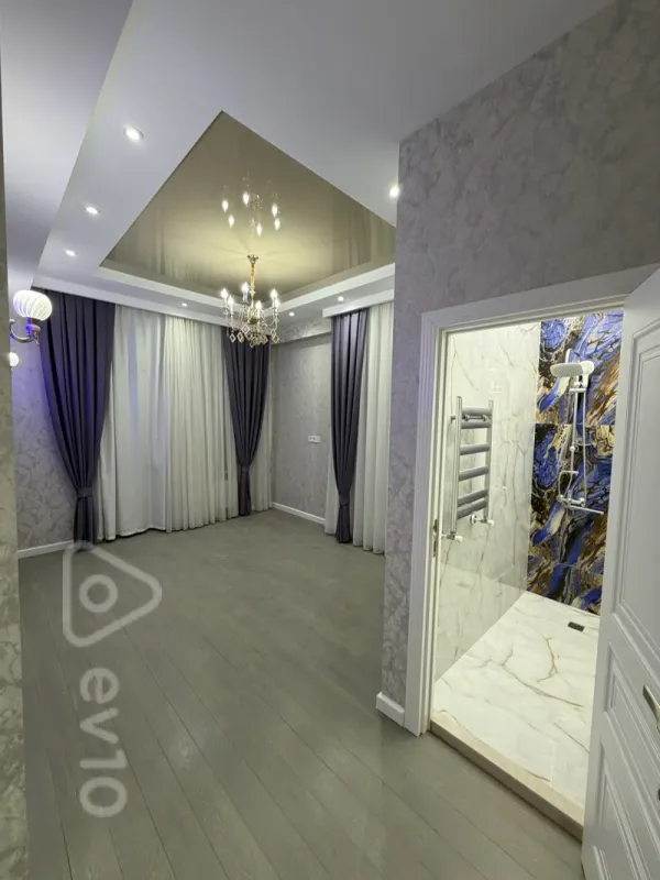 Satılır 3 otaqlı yeni tikili 100 m²