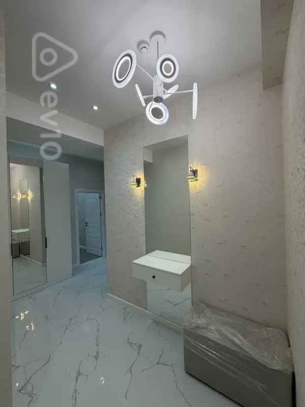 Satılır 3 otaqlı yeni tikili 100 m²