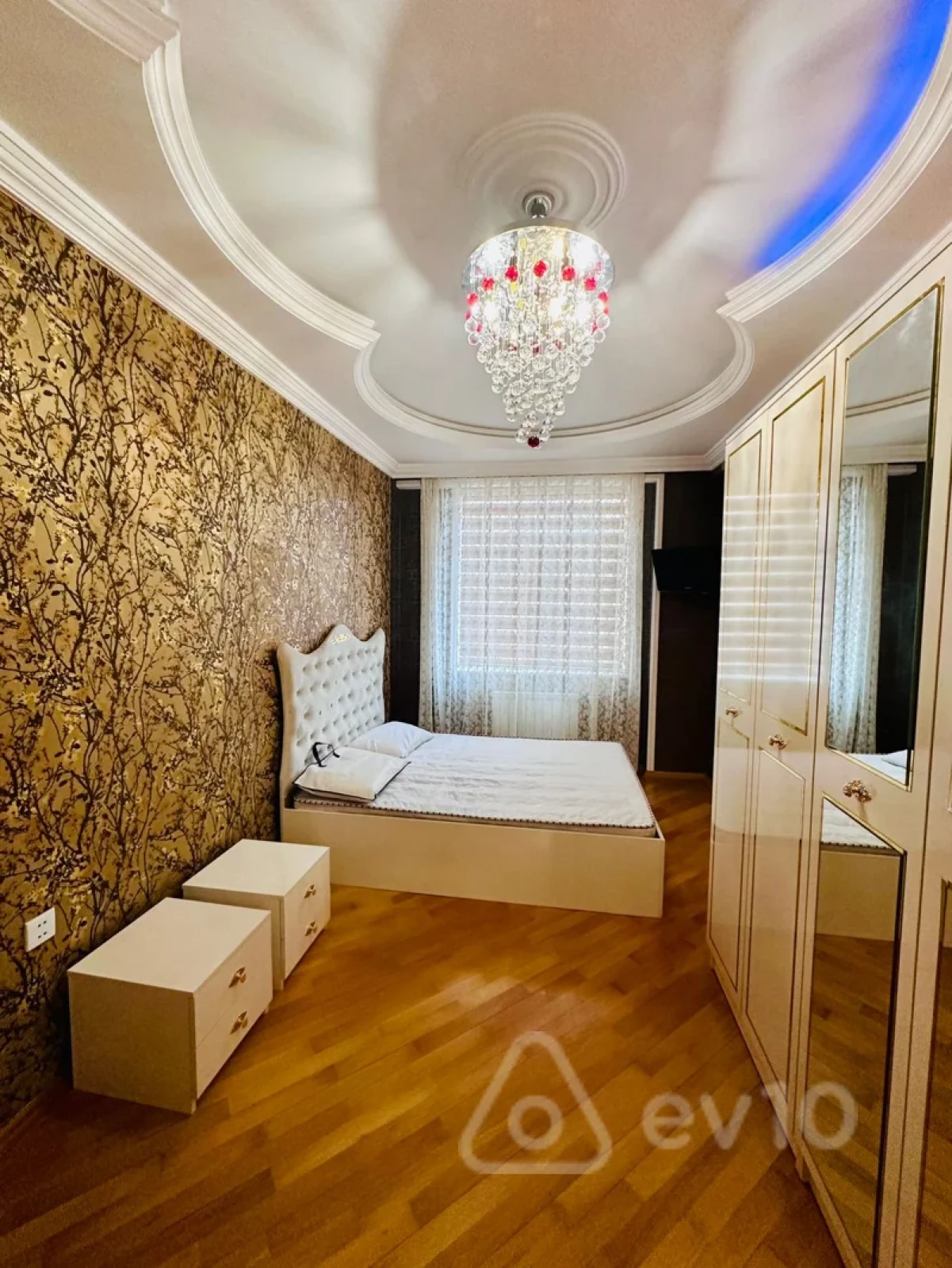 Kirayə verilir 3 otaqlı yeni tikili 110 m²