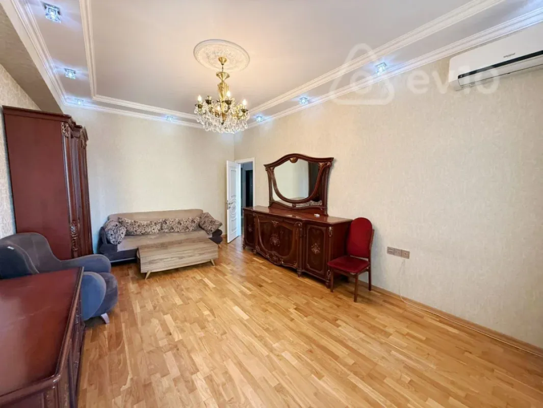 Satılır 2 otaqlı yeni tikili 67 m²
