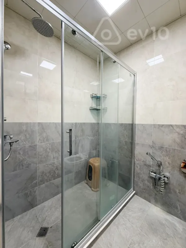 Satılır 2 otaqlı yeni tikili 67 m²