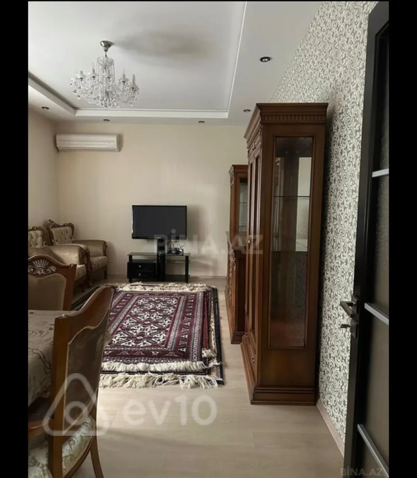 Kirayə verilir 2 otaqlı yeni tikili 70 m²