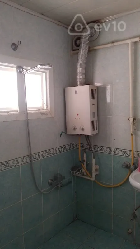 Kirayə verilir 1 otaqlı köhnə tikili 35 m²