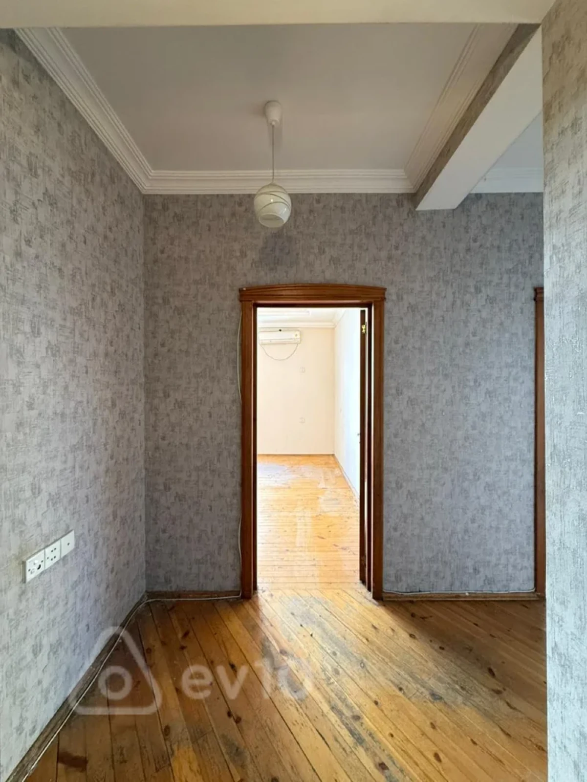Satılır 2 otaqlı yeni tikili 89 m²