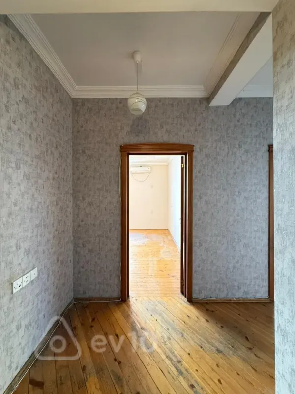 Satılır 2 otaqlı yeni tikili 89 m²