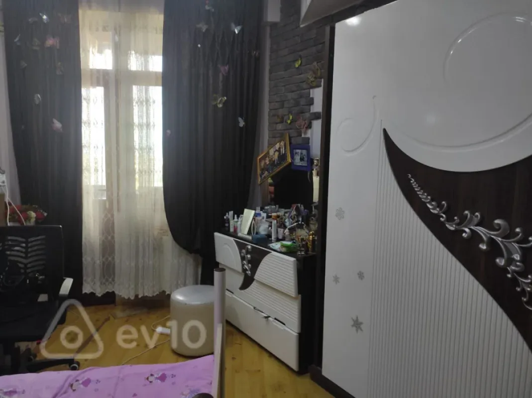 Satılır 2 otaqlı yeni tikili 78 m²