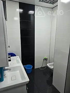 Kirayə verilir 2 otaqlı yeni tikili 110 m²