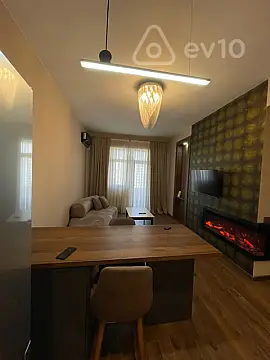 Kirayə verilir 2 otaqlı yeni tikili 67 m²
