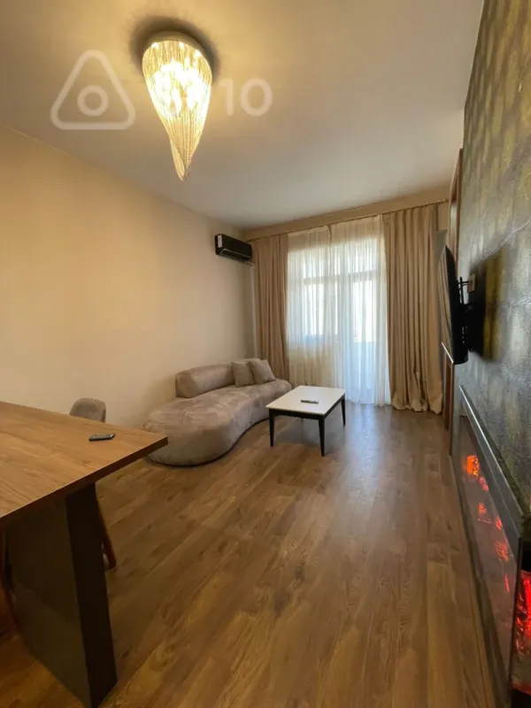 Kirayə verilir 2 otaqlı yeni tikili 67 m²