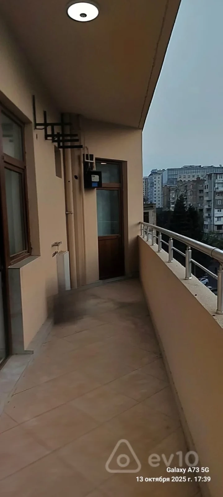 Satılır 3 otaqlı yeni tikili 150 m²