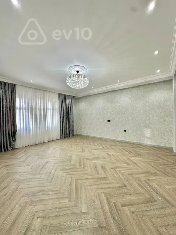 Satılır 3 otaqlı yeni tikili 150 m²
