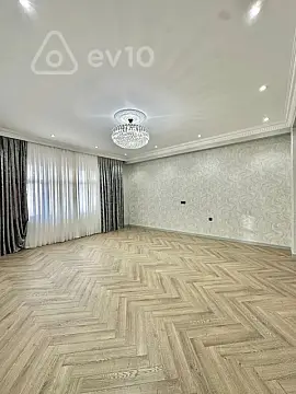 Satılır 3 otaqlı yeni tikili 150 m²