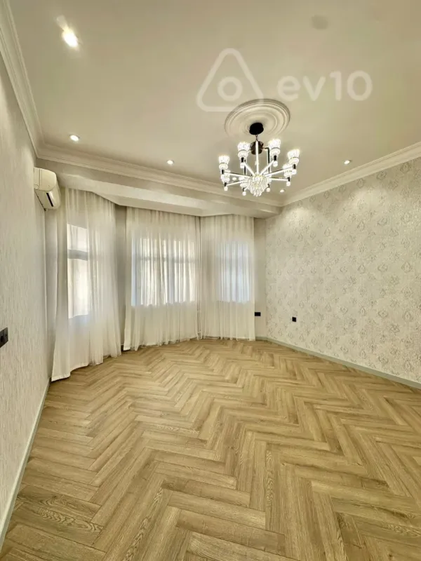 Satılır 3 otaqlı yeni tikili 150 m²