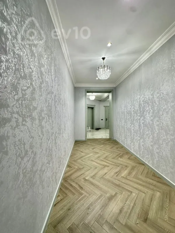 Satılır 3 otaqlı yeni tikili 150 m²