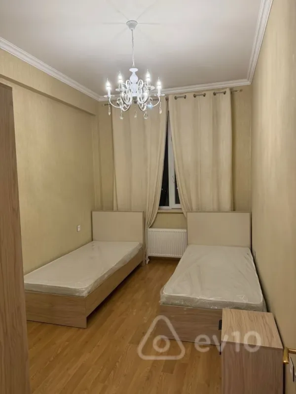 Kirayə verilir 3 otaqlı yeni tikili 80 m²