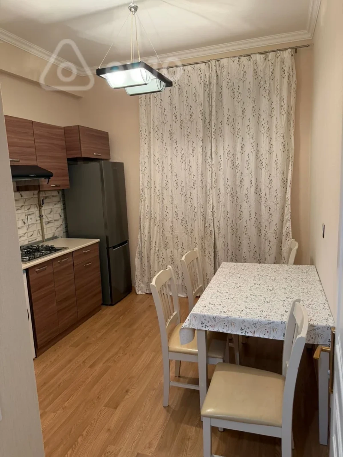 Kirayə verilir 3 otaqlı yeni tikili 80 m²