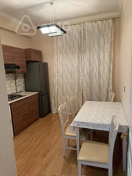 Kirayə verilir 3 otaqlı yeni tikili 80 m²