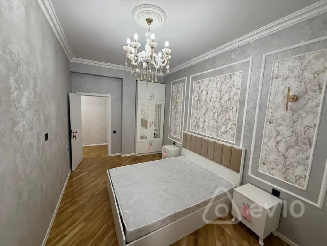 Kirayə verilir 2 otaqlı yeni tikili 70 m²