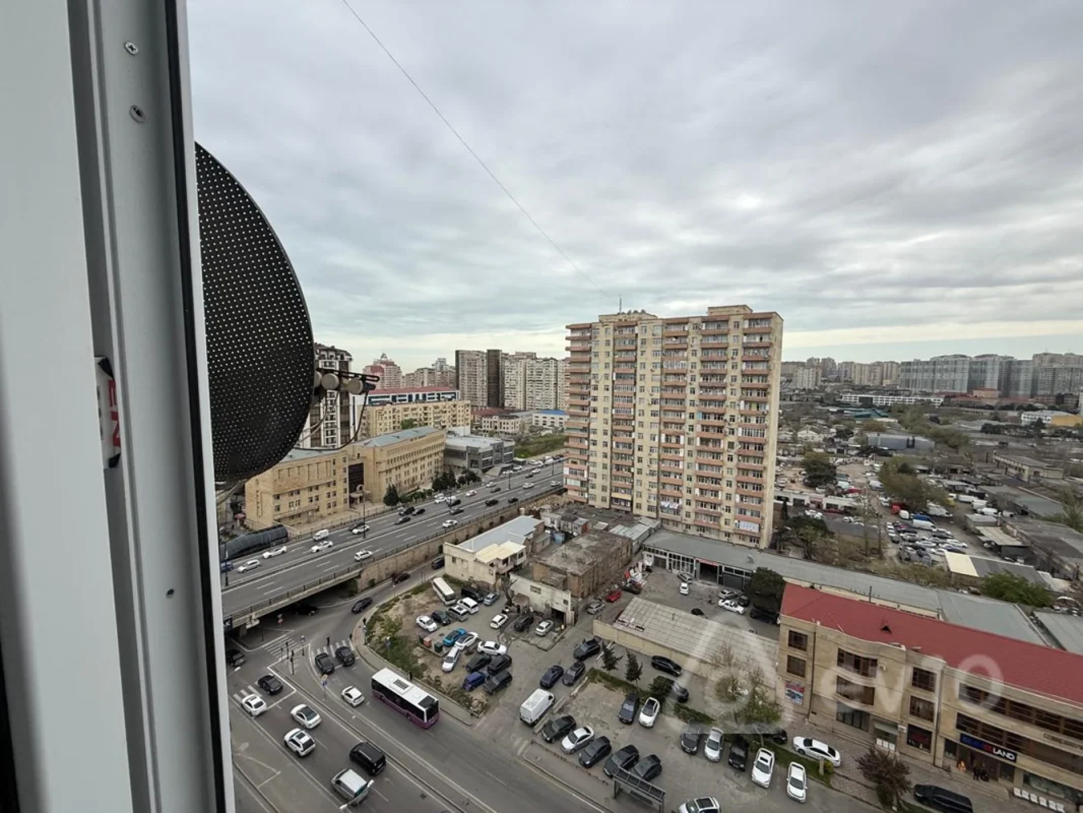 Kirayə verilir 2 otaqlı yeni tikili 70 m²