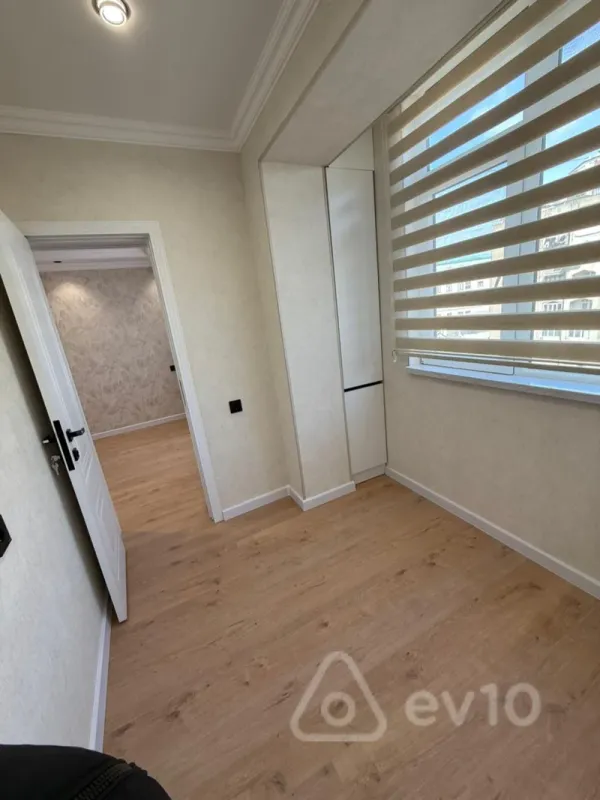 Satılır 3 otaqlı köhnə tikili 62 m²