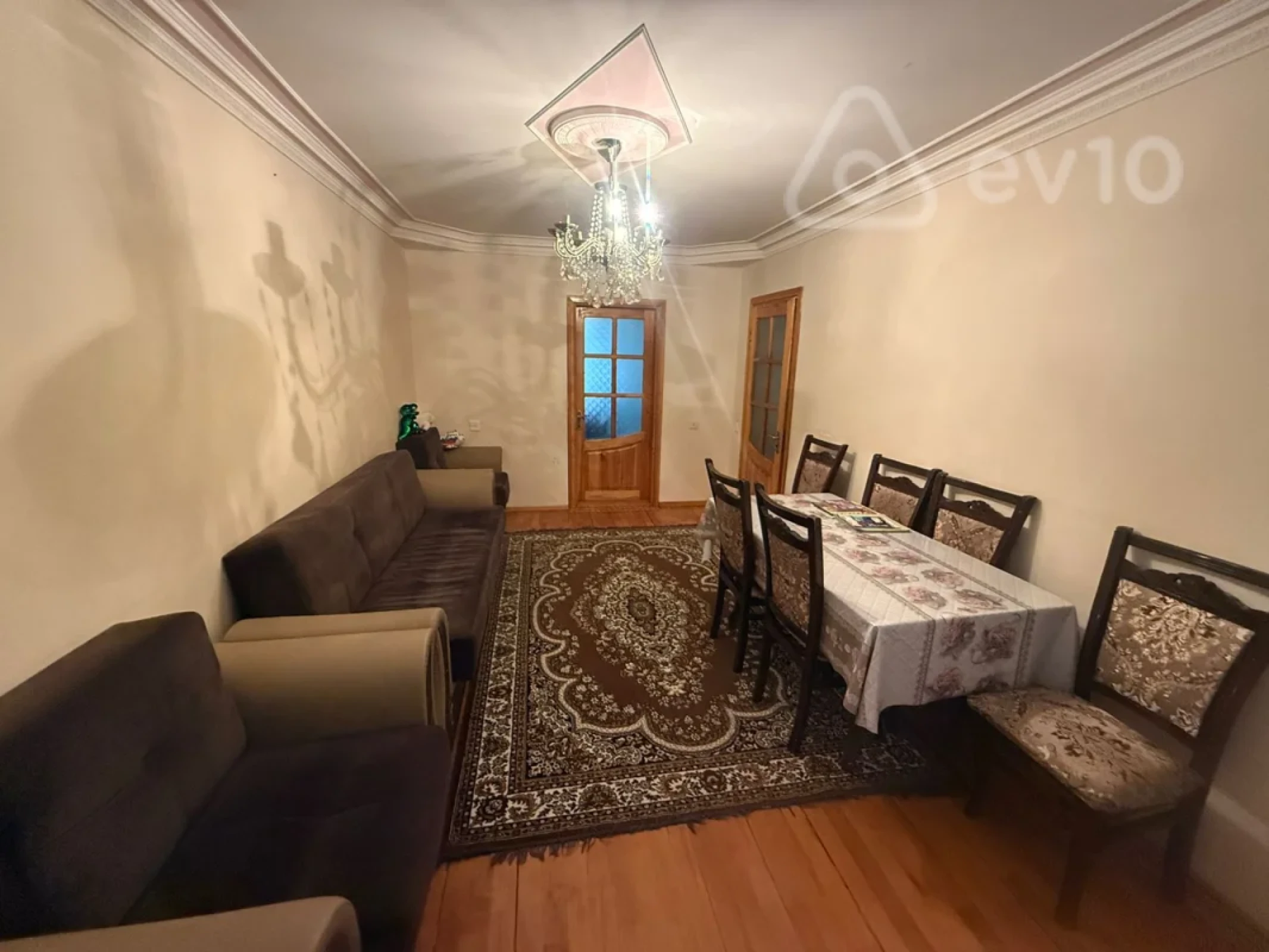 Kirayə verilir 2 otaqlı köhnə tikili 45 m²
