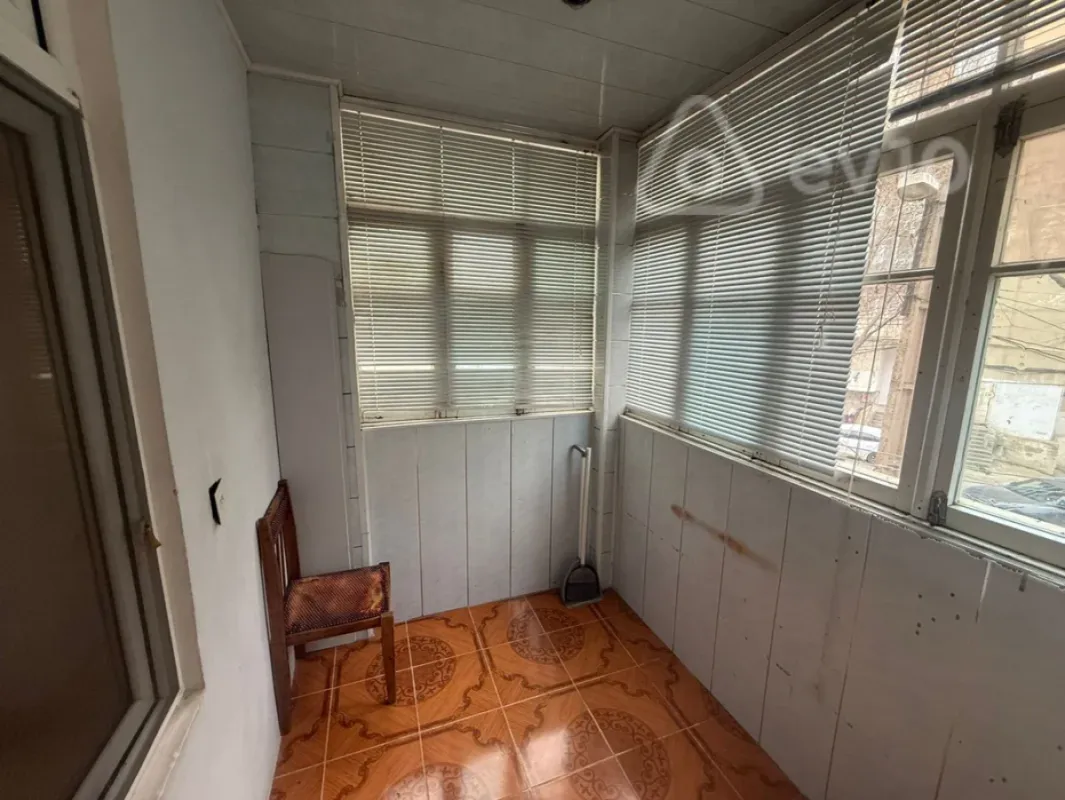 Kirayə verilir 2 otaqlı köhnə tikili 45 m²