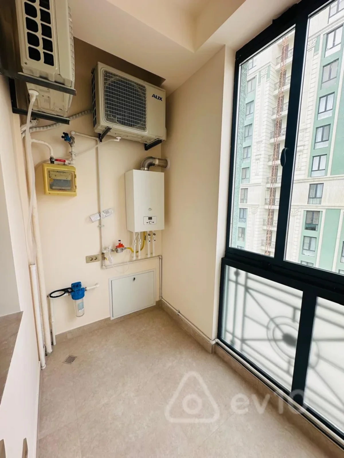 Satılır 2 otaqlı yeni tikili 73 m²