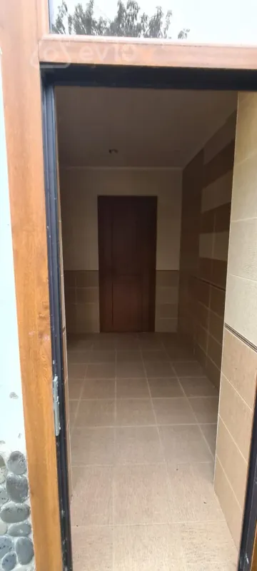 Satılır 6 otaqlı həyət evi 480 m²