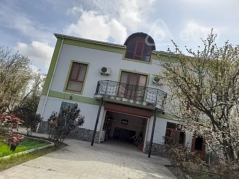 Satılır 6 otaqlı həyət evi 480 m² — Xaçmaz 6 otaq 480.00 m²