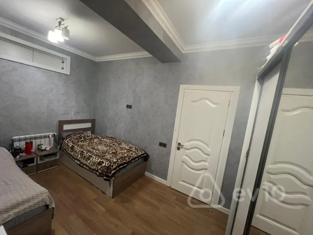 Kirayə verilir 3 otaqlı yeni tikili 75 m²