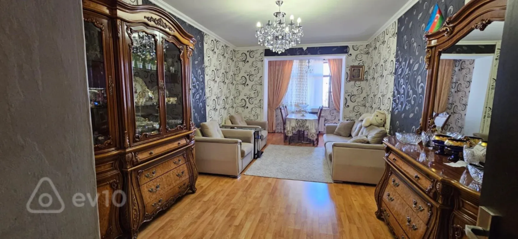 Satılır 3 otaqlı köhnə tikili 80 m²