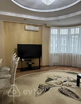 Satılır 3 otaqlı yeni tikili 137 m²