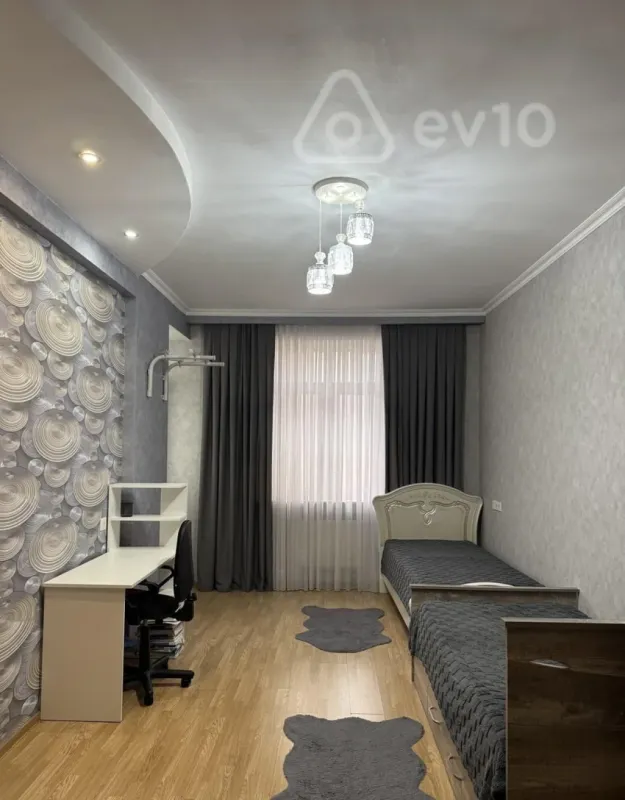 Satılır 3 otaqlı yeni tikili 137 m²