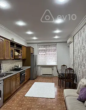 Satılır 3 otaqlı yeni tikili 137 m²