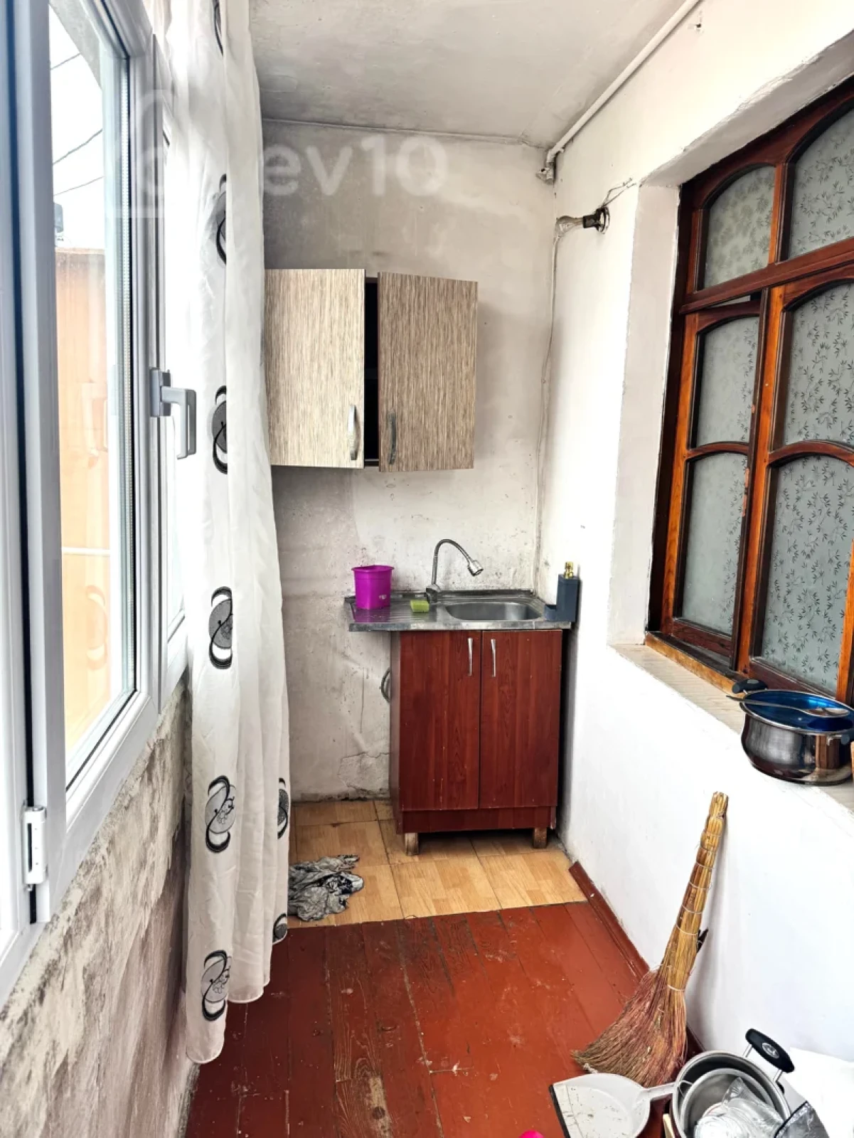 Kirayə verilir 3 otaqlı köhnə tikili 65 m²