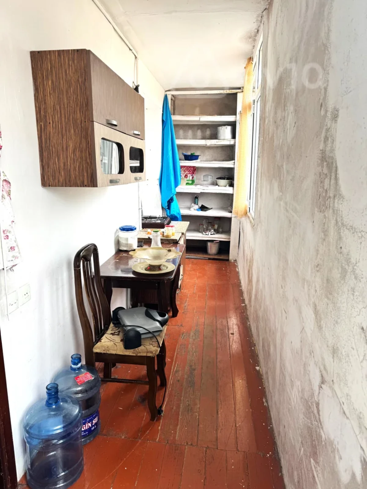 Kirayə verilir 3 otaqlı köhnə tikili 65 m²