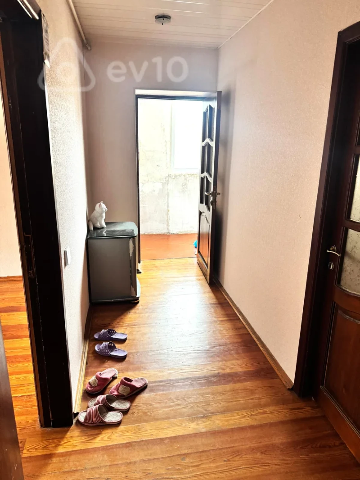 Kirayə verilir 3 otaqlı köhnə tikili 65 m²