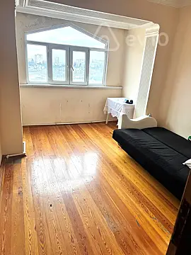 Kirayə verilir 3 otaqlı köhnə tikili 65 m²