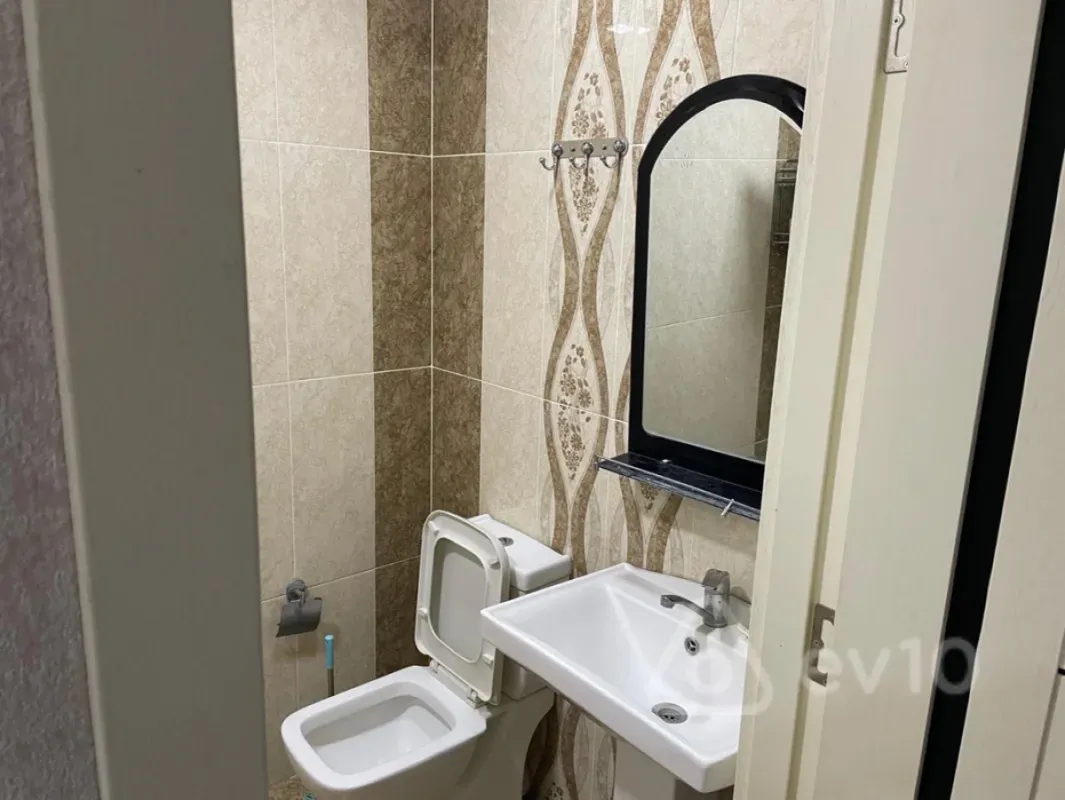 Kirayə verilir 3 otaqlı yeni tikili 105 m²