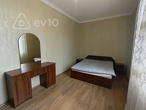 Kirayə verilir 3 otaqlı yeni tikili 77 m²