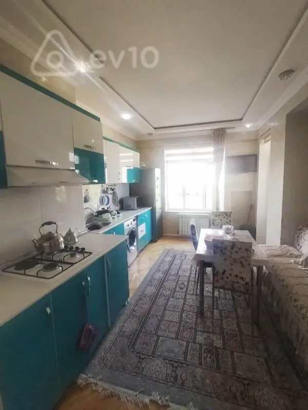 Satılır 4 otaqlı yeni tikili 137 m²