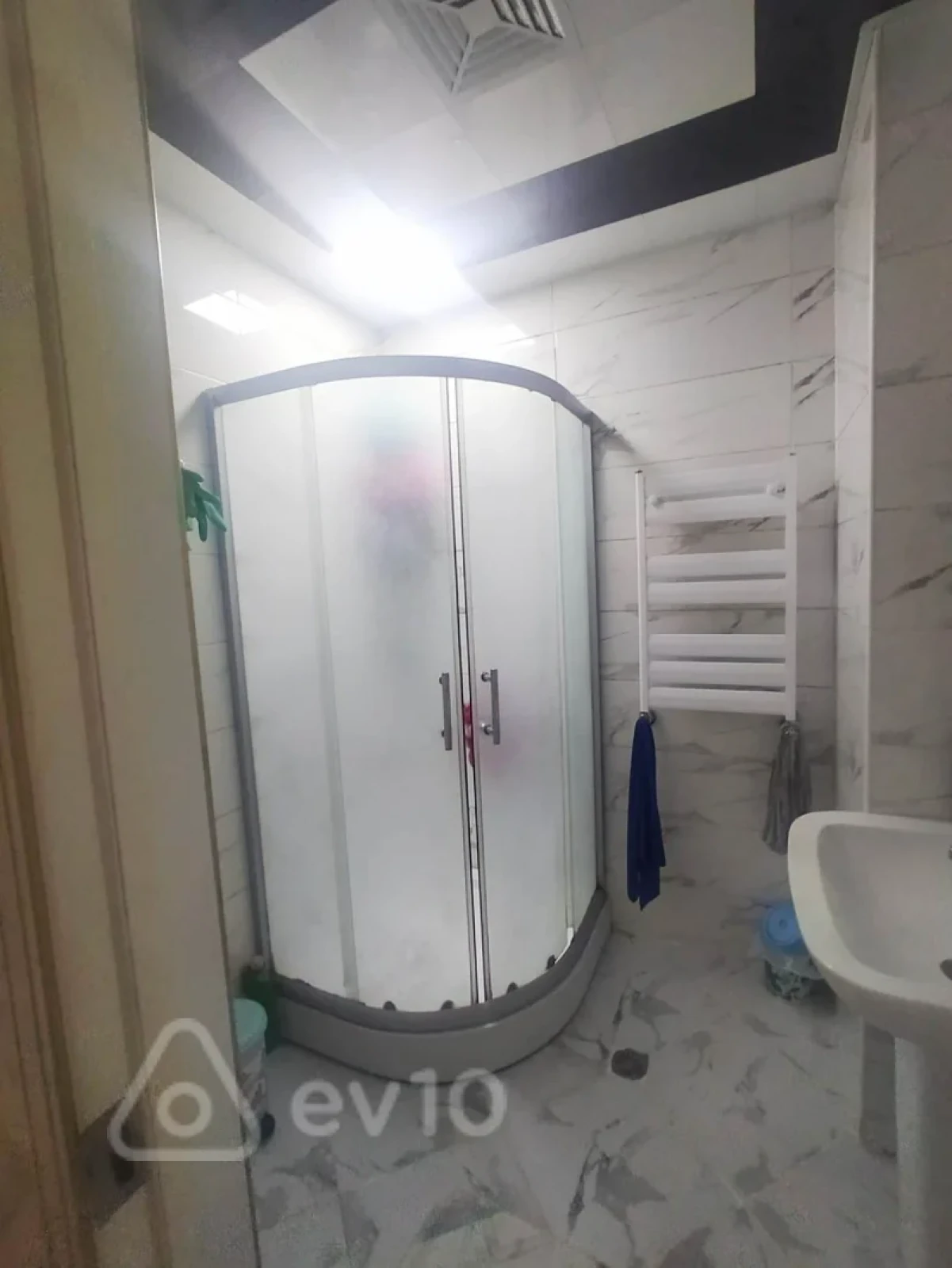 Satılır 4 otaqlı yeni tikili 137 m²