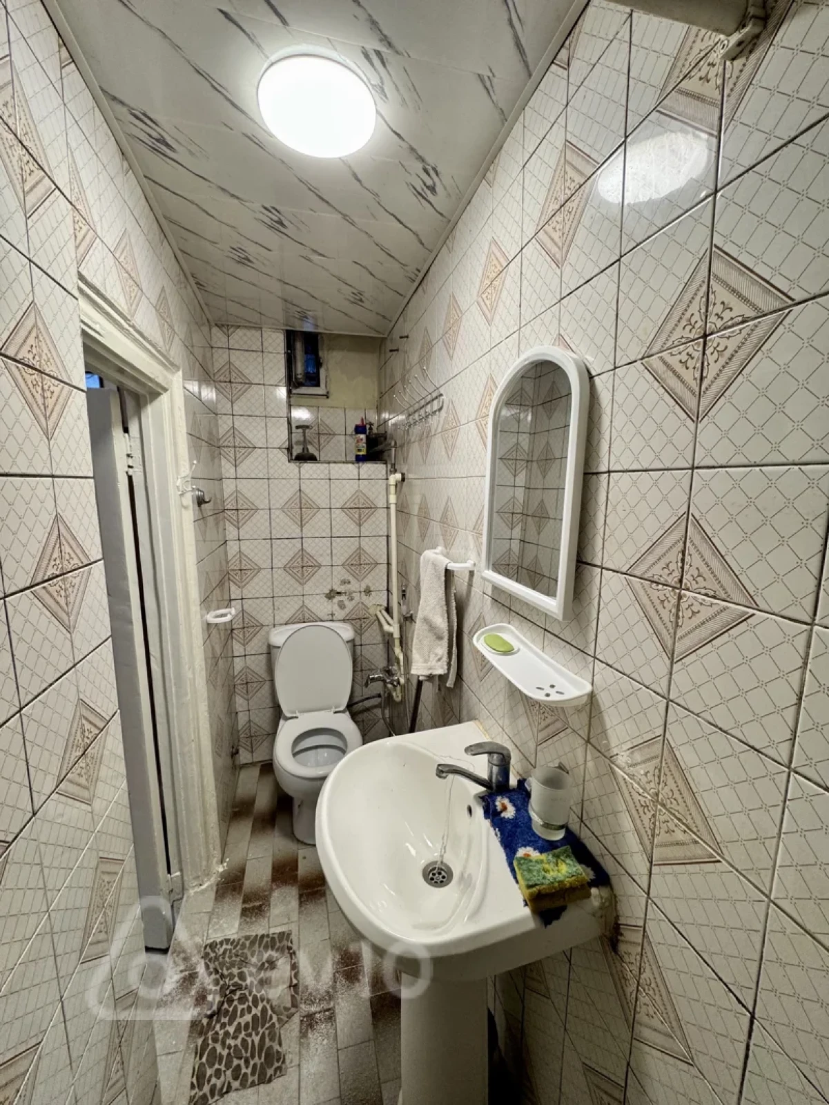 Kirayə verilir 2 otaqlı köhnə tikili 55 m²